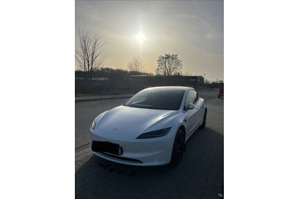 Tesla Model 3 Gebrauchtwagen