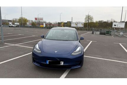 Tesla Model 3 Gebrauchtwagen