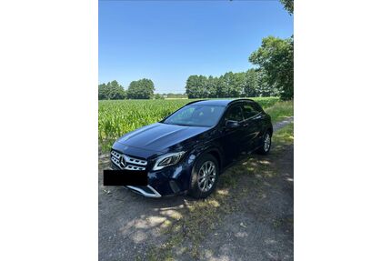 Mercedes-Benz GLA 180 Gebrauchtwagen