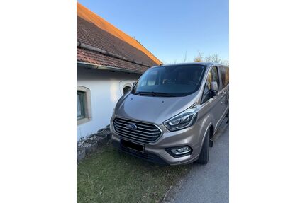 Ford Tourneo Custom Gebrauchtwagen
