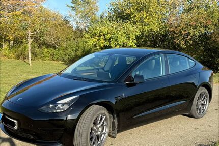 Tesla Model 3 Gebrauchtwagen