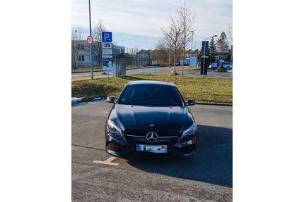 Mercedes-Benz CLA 180 Shooting Brake Gebrauchtwagen