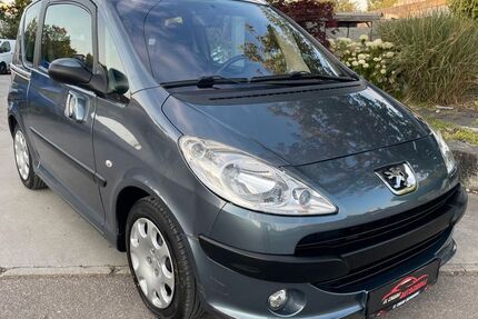 Peugeot 1007 Gebrauchtwagen