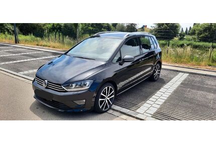 VW Golf Sportsvan Gebrauchtwagen