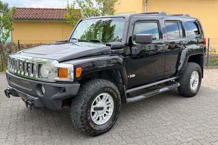 Hummer H3 