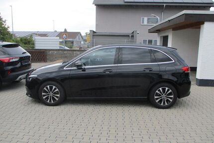 Mercedes-Benz B 180 Gebrauchtwagen