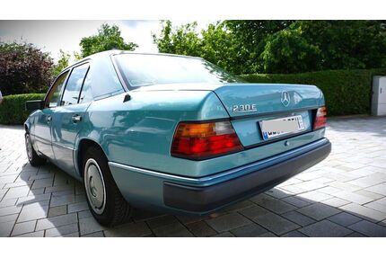 Mercedes-Benz 230 Gebrauchtwagen