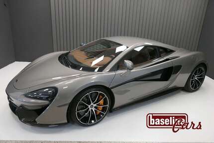 McLaren 570S 