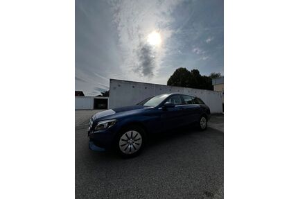 Mercedes-Benz 220 Gebrauchtwagen