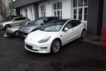 Tesla Model 3 Gebrauchtwagen