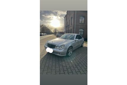 Mercedes-Benz E 200 Gebrauchtwagen