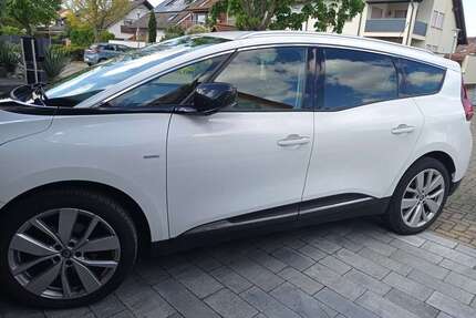 Renault Grand Scenic Gebrauchtwagen