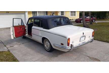 Rolls Royce Silver Shadow 
