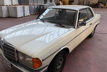 Mercedes-Benz 230 Gebrauchtwagen