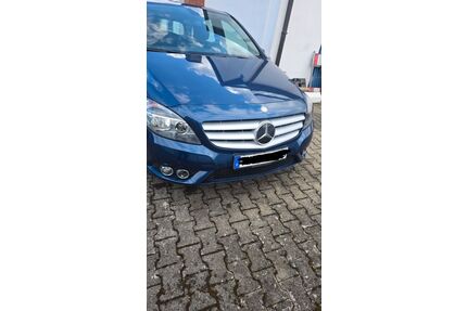 Mercedes-Benz B 180 Gebrauchtwagen