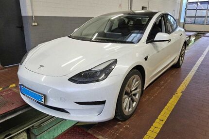 Tesla Model 3 Gebrauchtwagen