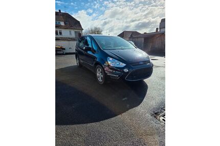 Ford S-Max Gebrauchtwagen