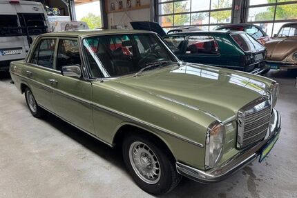 Mercedes-Benz 230 Gebrauchtwagen