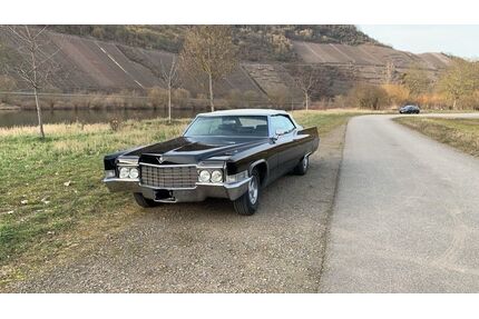 Cadillac Deville Gebrauchtwagen