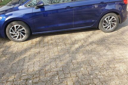 VW Golf Sportsvan Gebrauchtwagen