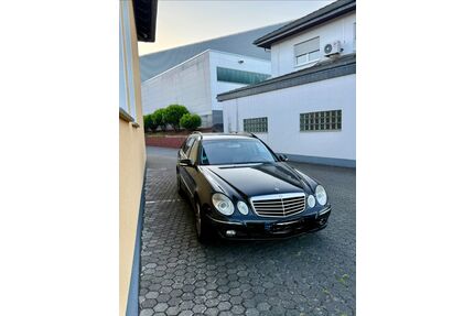 Mercedes-Benz E 320 Gebrauchtwagen