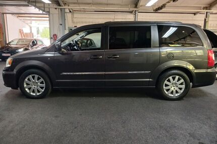 Lancia Voyager Gebrauchtwagen