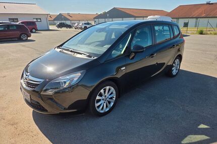 Opel Zafira Tourer Gebrauchtwagen
