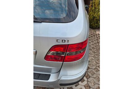 Mercedes-Benz B 180 Gebrauchtwagen