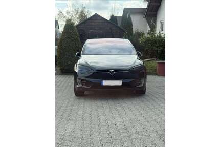 Tesla Model X Gebrauchtwagen