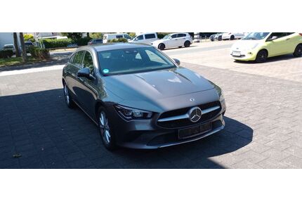 Mercedes-Benz CLA 200 Shooting Brake Gebrauchtwagen