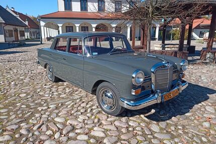 Mercedes-Benz E 200 Gebrauchtwagen