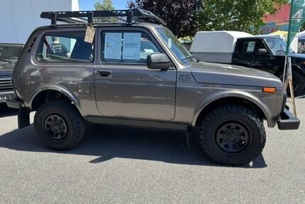 Lada Niva Gebrauchtwagen