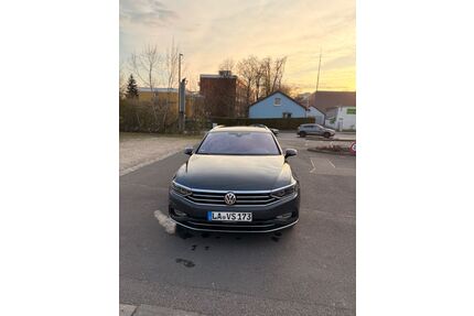 VW Passat Variant Gebrauchtwagen