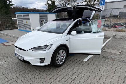 Tesla Model X Gebrauchtwagen