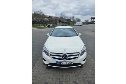 Mercedes-Benz A 180 Gebrauchtwagen