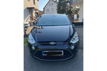 Ford S-Max Gebrauchtwagen