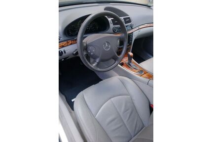 Mercedes-Benz E 320 Gebrauchtwagen