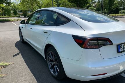 Tesla Model 3 Gebrauchtwagen