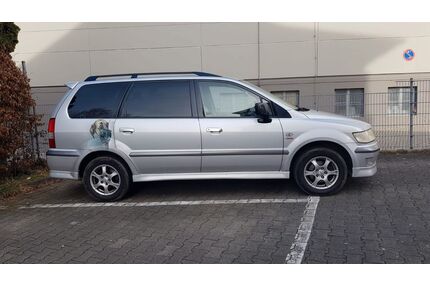 Mitsubishi Space Wagon Gebrauchtwagen