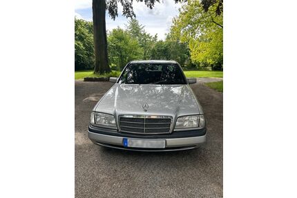 Mercedes-Benz C 180 Gebrauchtwagen