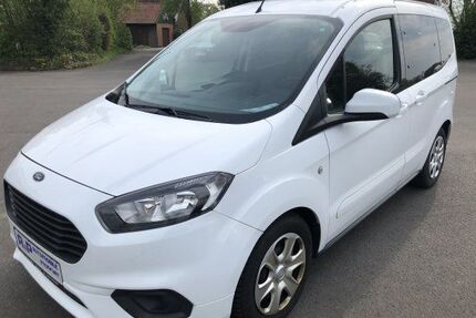 Ford Tourneo Courier Gebrauchtwagen