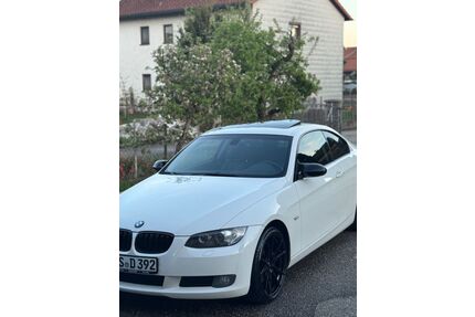 BMW 330 Gebrauchtwagen