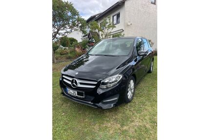 Mercedes-Benz B 180 Gebrauchtwagen