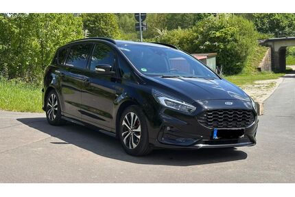 Ford S-Max Gebrauchtwagen