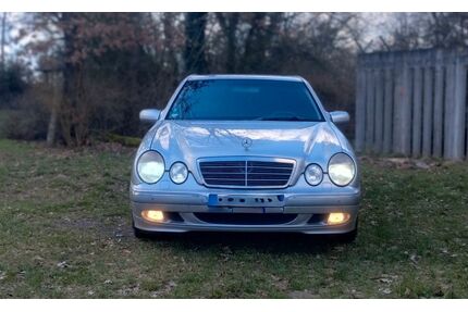 Mercedes-Benz E 240 Gebrauchtwagen