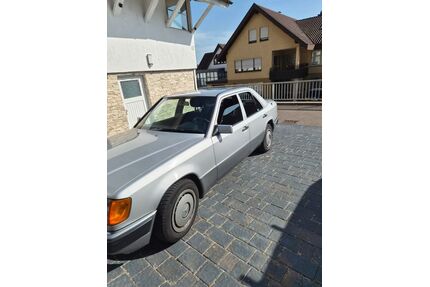 Mercedes-Benz E 200 Gebrauchtwagen
