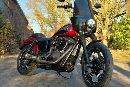 Harley Davidson Dyna Street Bob Gebrauchtwagen
