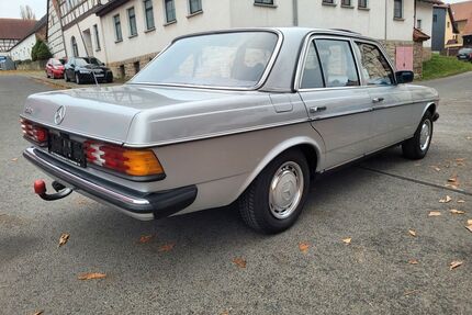 Mercedes-Benz 230 Gebrauchtwagen
