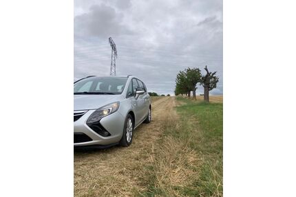 Opel Zafira Tourer Gebrauchtwagen