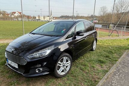 Ford S-Max Gebrauchtwagen